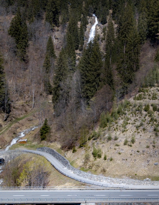 Crossing the Alps now and then