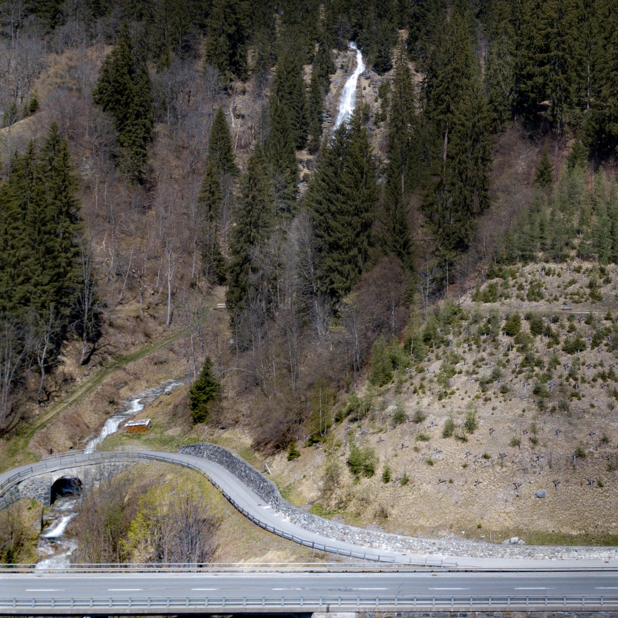 Crossing the Alps now and then